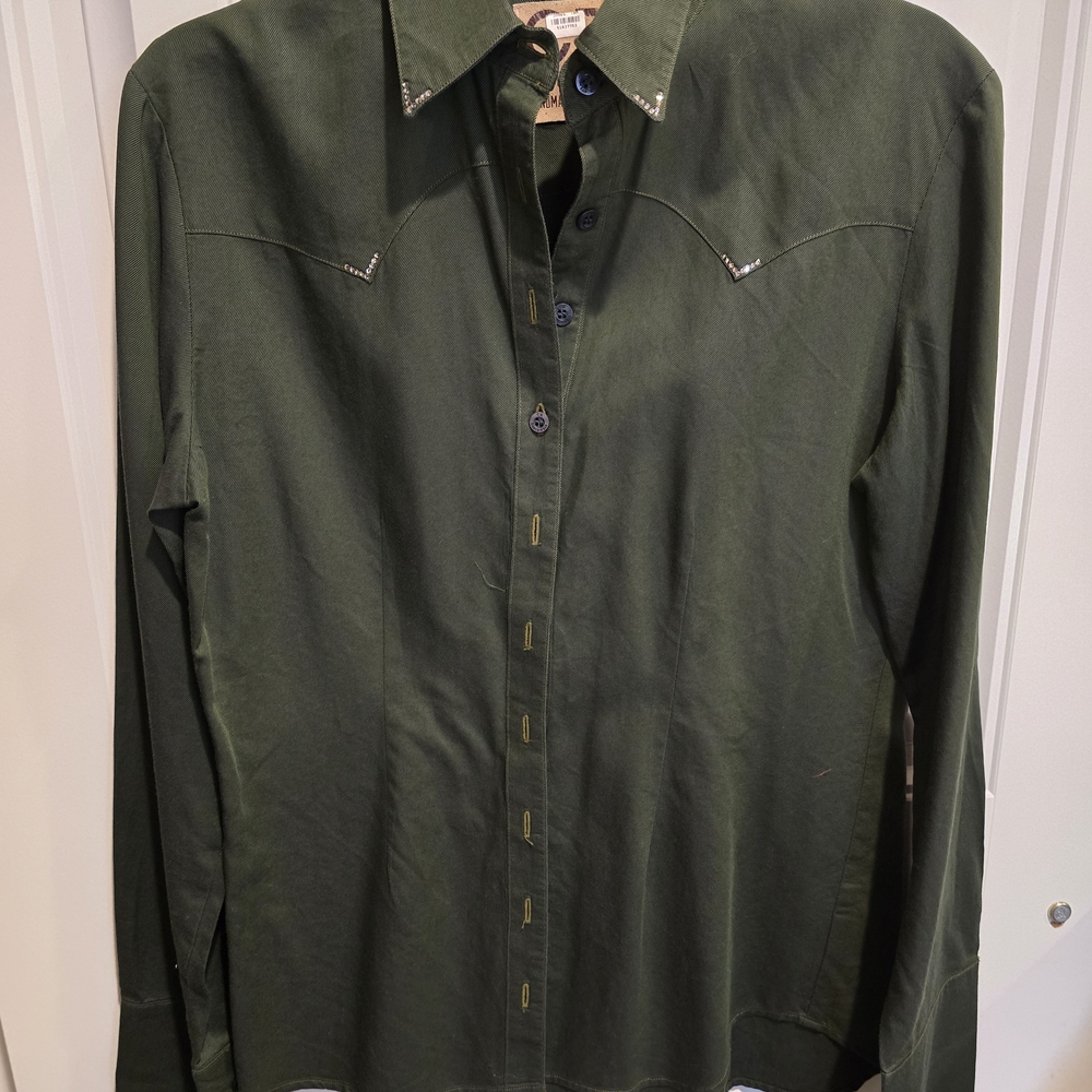 GR Ranchwear Women's Green Button Down Shirt - Picture 2 of 5